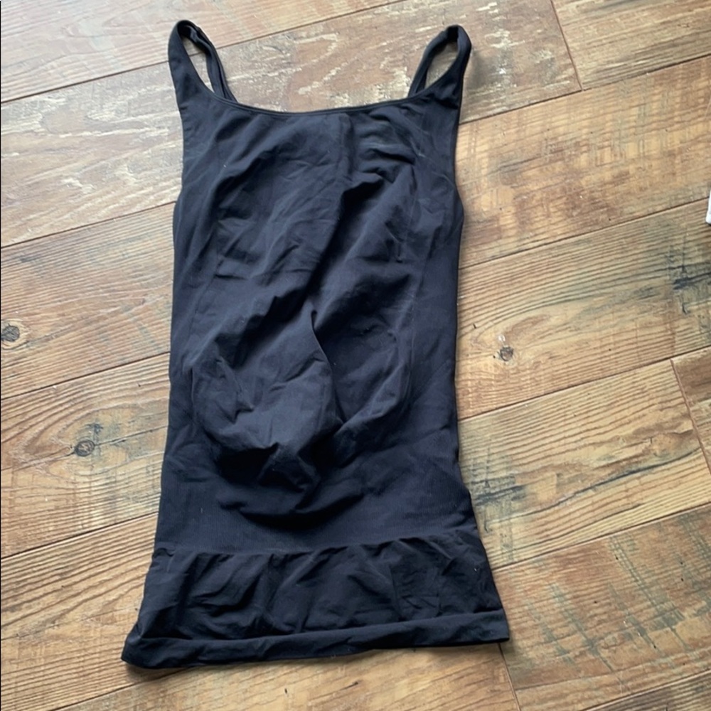 Blanqi black maternity tank